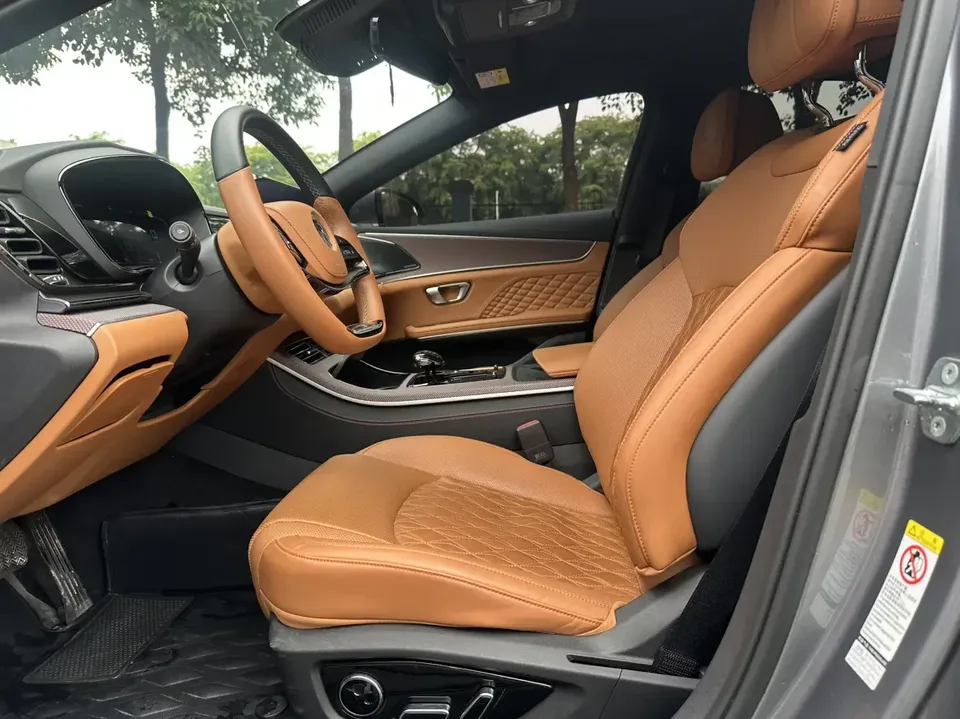 BYD Han DM Chinese DM 2022 DM-i 121KM Premium 2022 — thumbnail 3