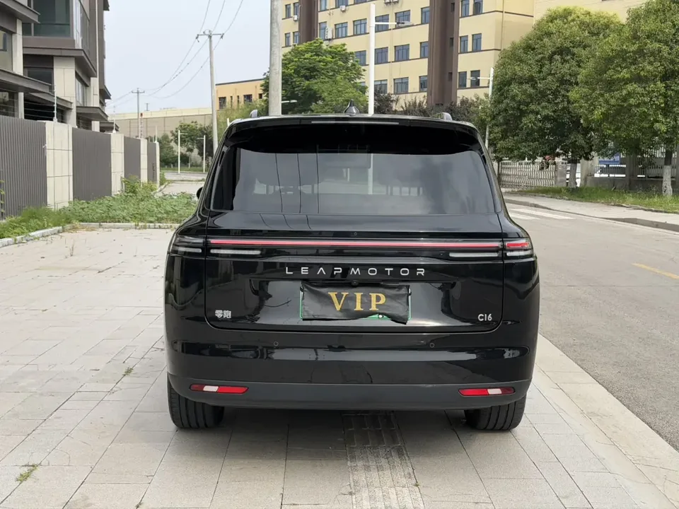 Leapmotor C16 Leapmotor C16 2026 Extended-range 280 LiDAR Premium Edition 6-seater 2025 — thumbnail 2