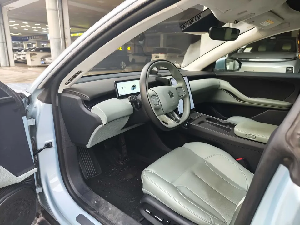 NIO ET5 NIO ET5 2022 75kWh 2023 — thumbnail 3