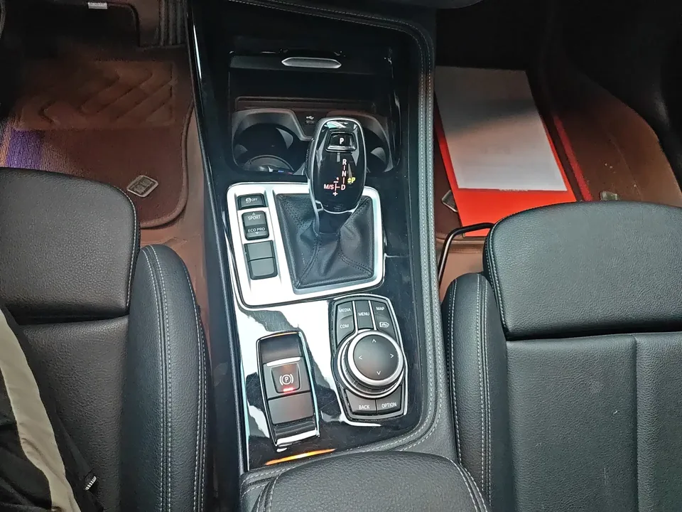 BMW 1 Series BMW 1 Series 2021 120i M Sport Night Edition 2022 — миниатюра 4