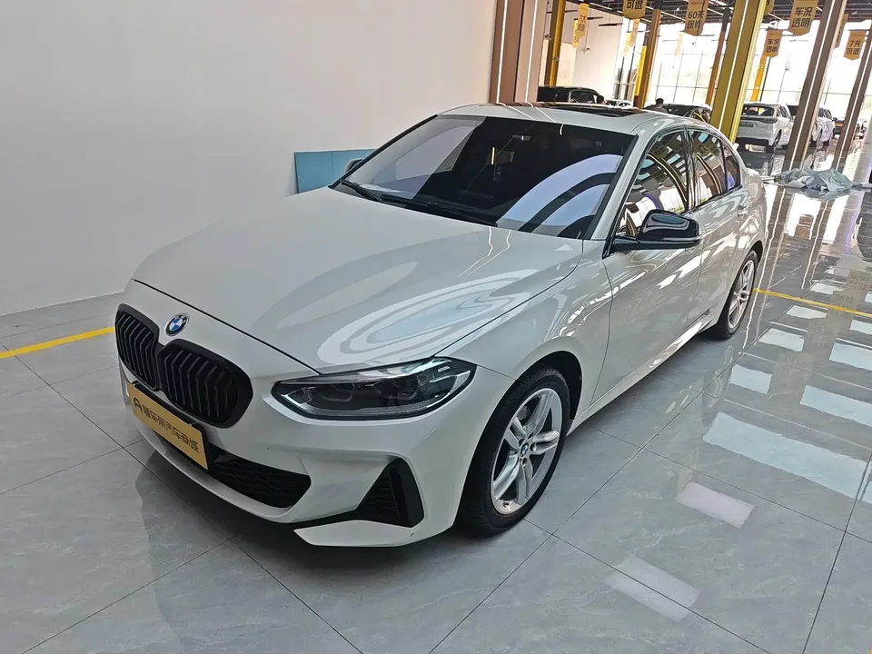 BMW 1 Series BMW 1 Series 2021 120i M Sport Night Edition 2022 — фото 1, купить с доставкой в Москву