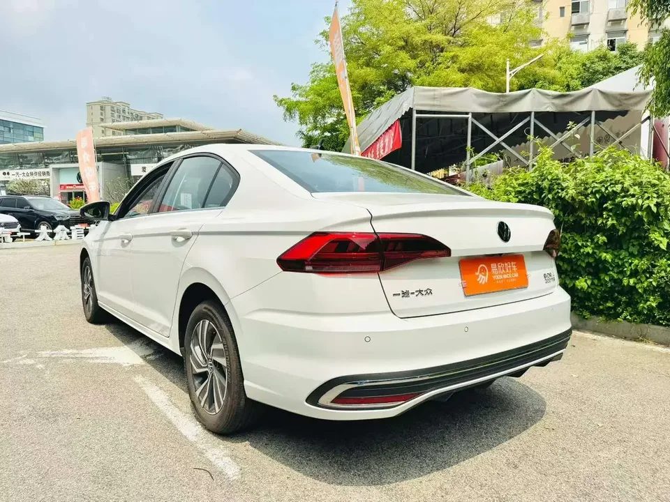 Volkswagen Bora Bora 2025 200TSI DSG Joyride Navigation Edition 2025 — thumbnail 4