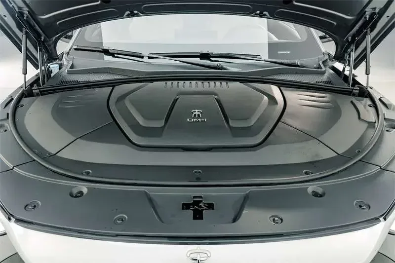 BYD Song PLUS DM Song PLUS DM 2021 DM-i 51KM 2WD Premium Edition 2022 — thumbnail 2