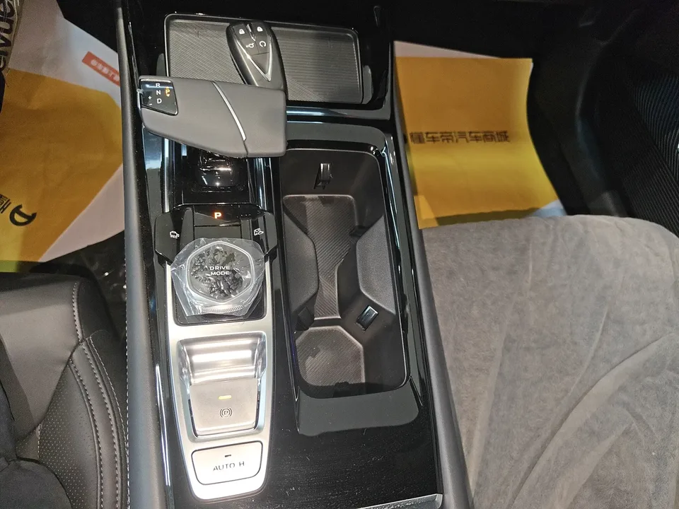 Changan Ruicheng PLUS Ruicheng PLUS 2023 1.5T DCT Pilot 2026 — миниатюра 4