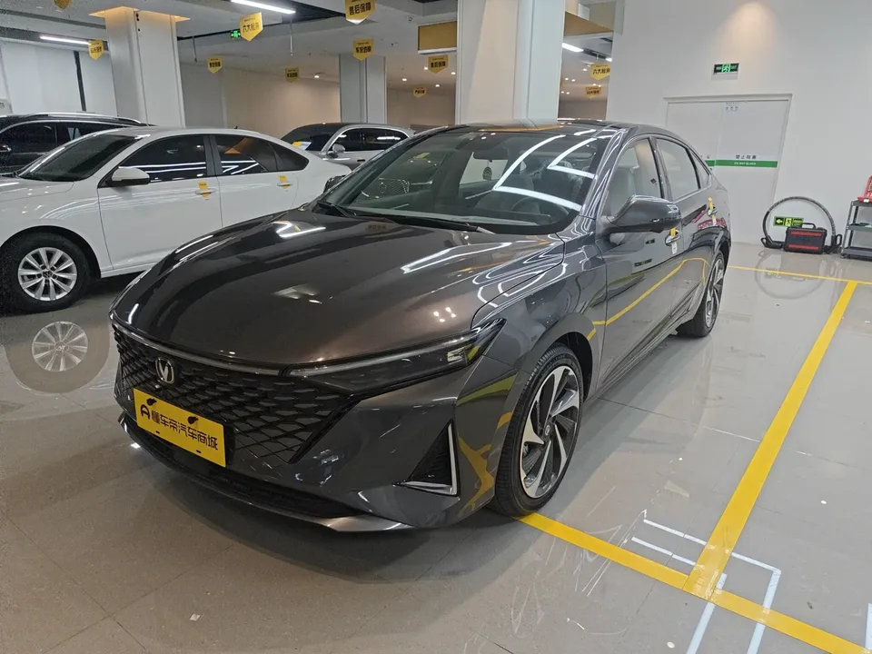 Changan Ruicheng PLUS Ruicheng PLUS 2023 1.5T DCT Pilot 2026 — фото 1, купить с доставкой в Москву