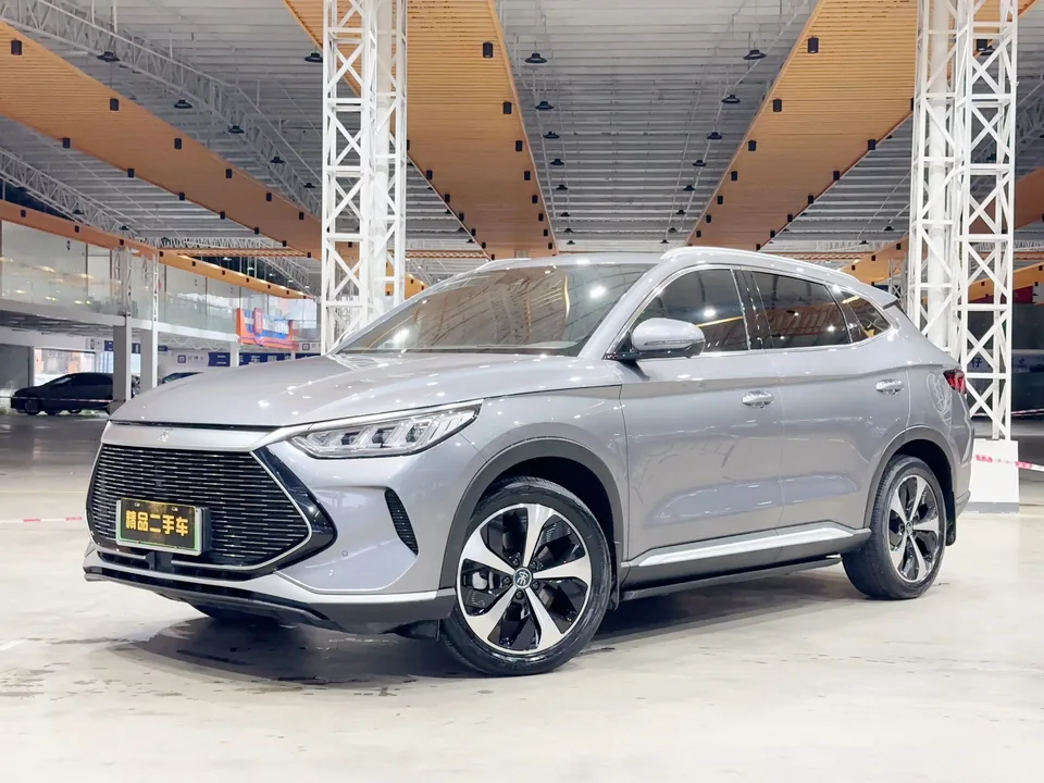 BYD Song PLUS DM Song PLUS DM 2021 DM-i 110KM 2WD Flagship PLUS 2022 — photo 1, buy with delivery to Moscow