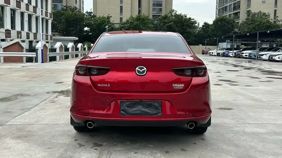 Mazda Axela Mazda3 Angkesela 2023 2.0L Automatic Quality Edition 2024 — thumbnail 2