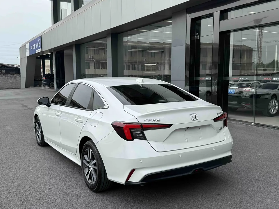 Honda Integra Style 2023 240TURBO CVT Leading Edition 2024 — thumbnail 4