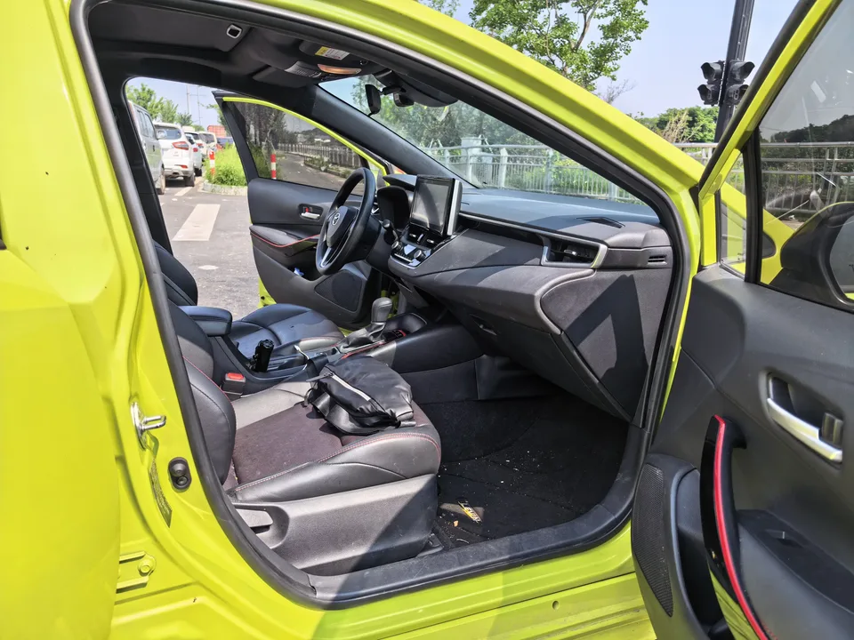Toyota Levin Lei Ling 2022 185T CVT Sports Edition 2023 — миниатюра 3