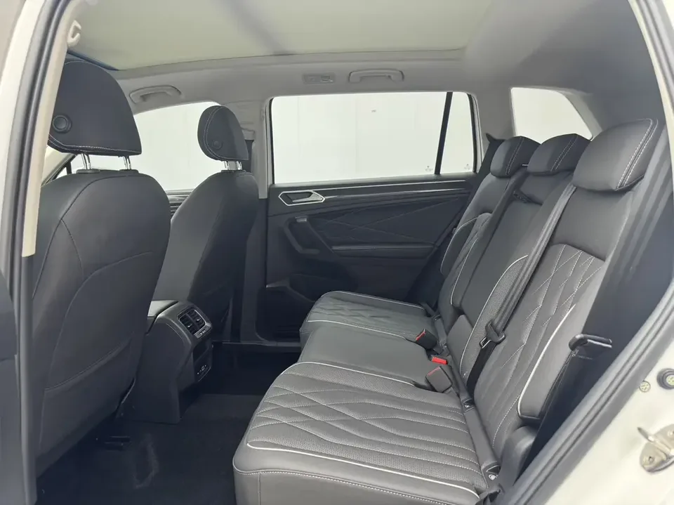 Volkswagen Tiguan L Tiguan L 2023 280TSI Limited Edition 2022 — thumbnail 5