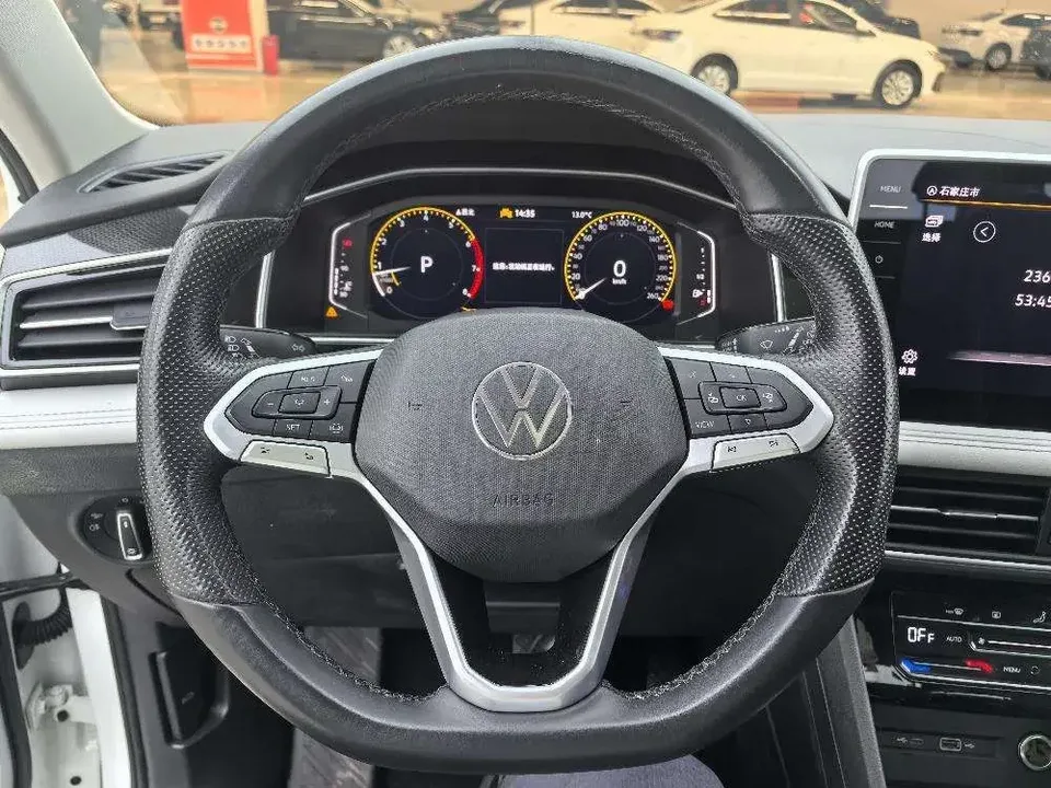 Volkswagen Tiguan L Tiguan L 2024 300TSI 2WD Smart Edition 2023 — thumbnail 3