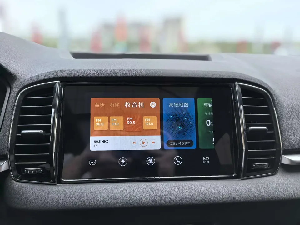 Skoda Karoq Korok 2022 TSI280 Luxury Edition 2022 — thumbnail 3