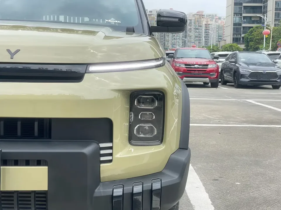 Geely Cowboy cowboy 2025 1.5TD Fun Wild Edition 2025 — thumbnail 3