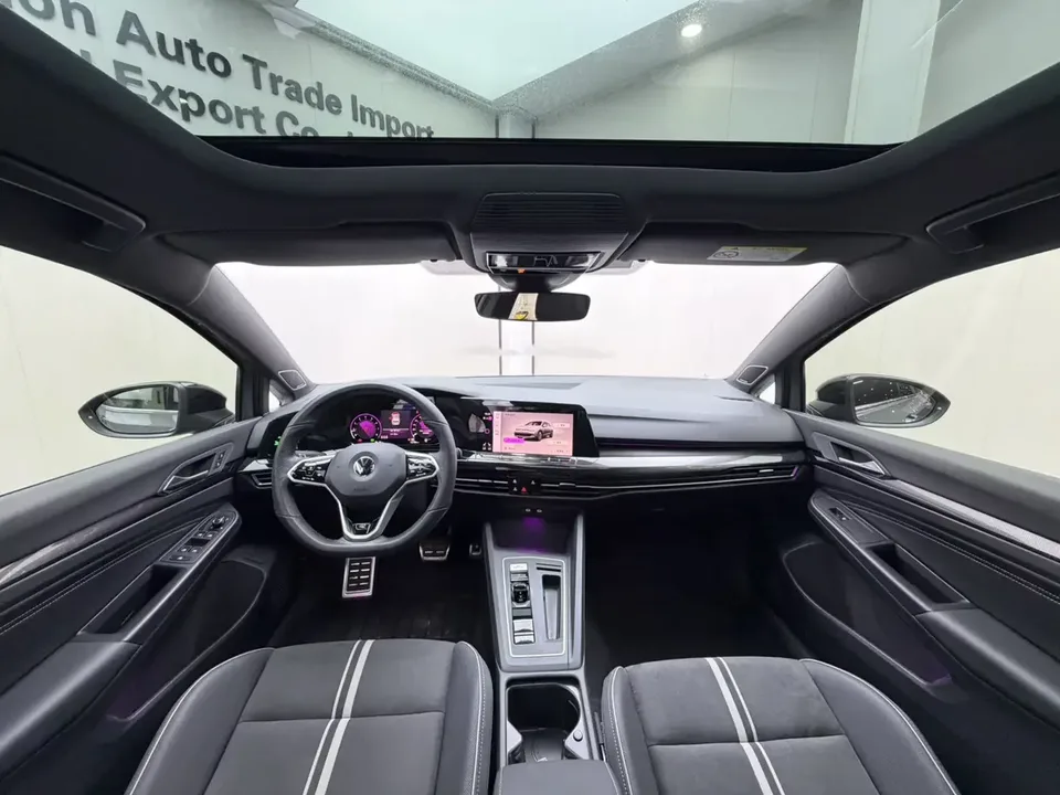 Volkswagen Golf golf 2021 280TSI DSG R-Line 2022 — миниатюра 5