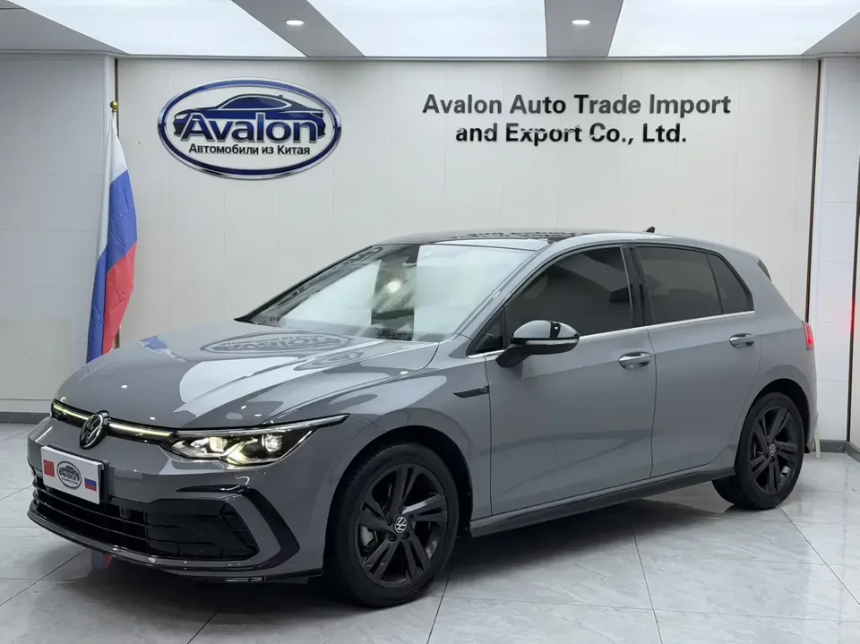 Volkswagen Golf golf 2021 280TSI DSG R-Line 2022 — фото 1, купить с доставкой в Москву