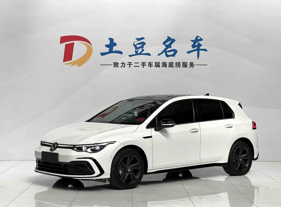 Volkswagen Golf golf 2021 280TSI DSG R-Line 2022 — photo 1, buy with delivery to Moscow