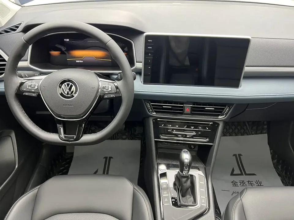 Volkswagen Tharu tuyue 2022 280TSI 2WD Deluxe Edition 2022 — thumbnail 5
