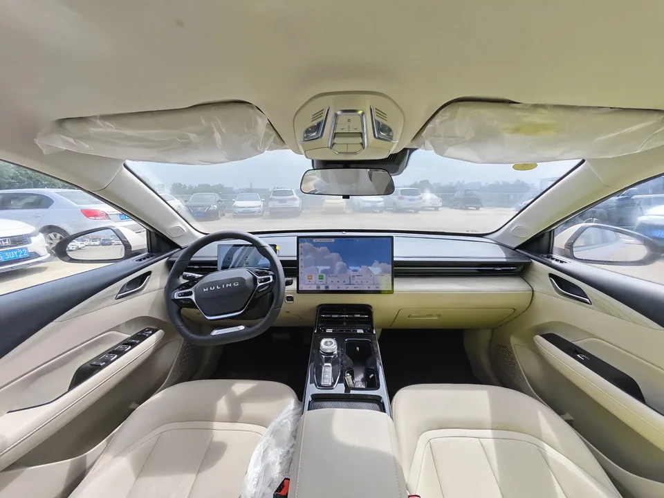 Wuling Starlight EV Wuling Starlight EV 2024 Co-creation version 510 advanced version 2026 — thumbnail 4