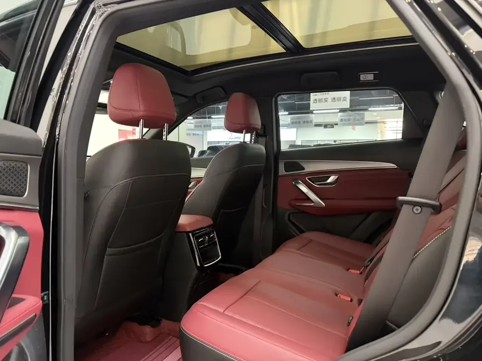 Jetour Jietu X70 PLUS Jietu X70 PLUS 2025 Champion Edition 1.5T DCT Champion MAX 5 Seaters 2025 — thumbnail 3