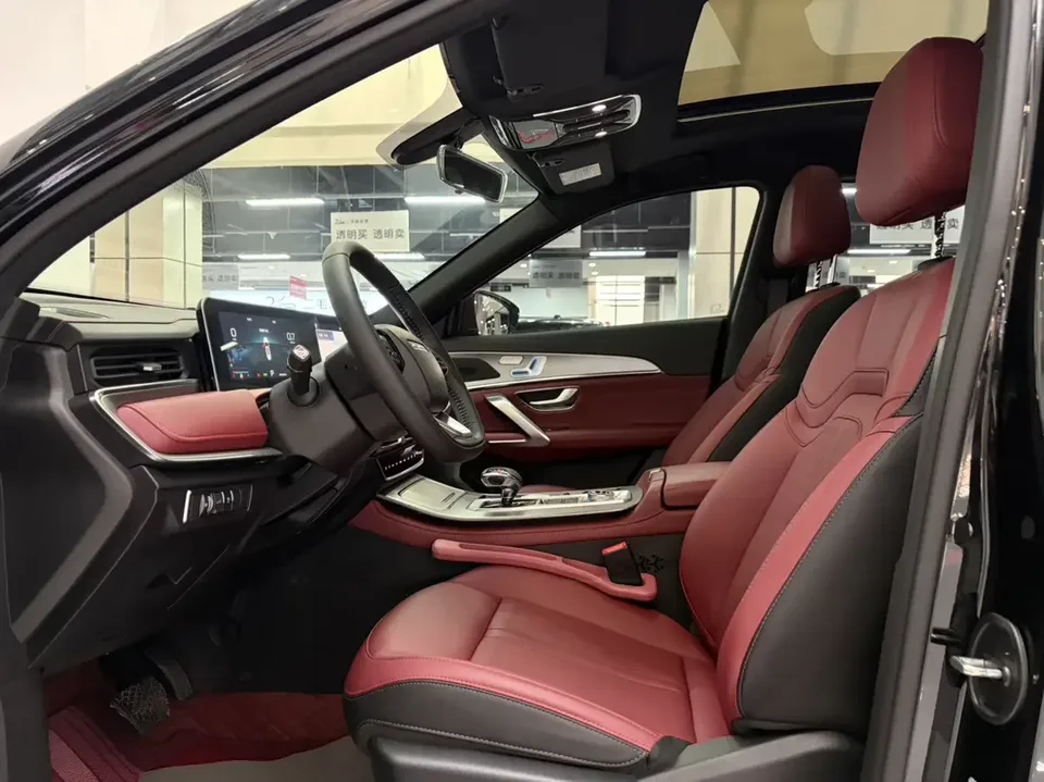 Jetour Jietu X70 PLUS Jietu X70 PLUS 2025 Champion Edition 1.5T DCT Champion MAX 5 Seaters 2025 — thumbnail 5