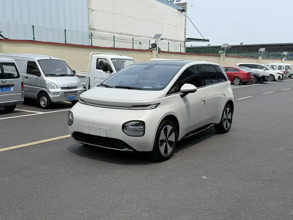 Baojun clouds clouds 2023 460 Max 2024 — photo 1, buy with delivery to Moscow