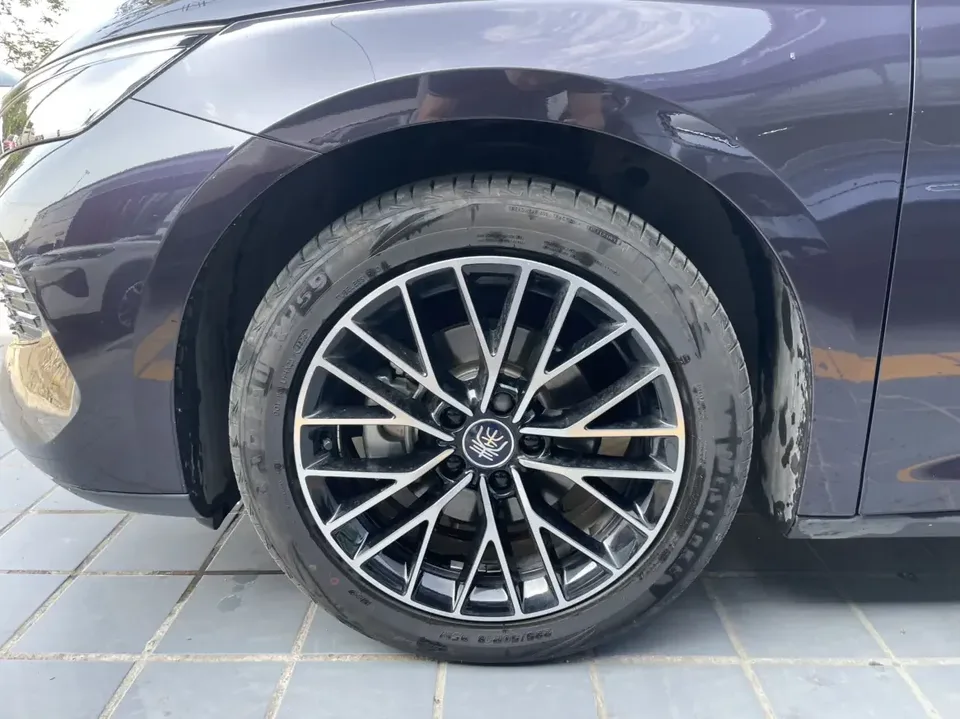 BYD Qin L DM Qin L DM 2024 DM-i 120KM Beyond 2025 — миниатюра 2