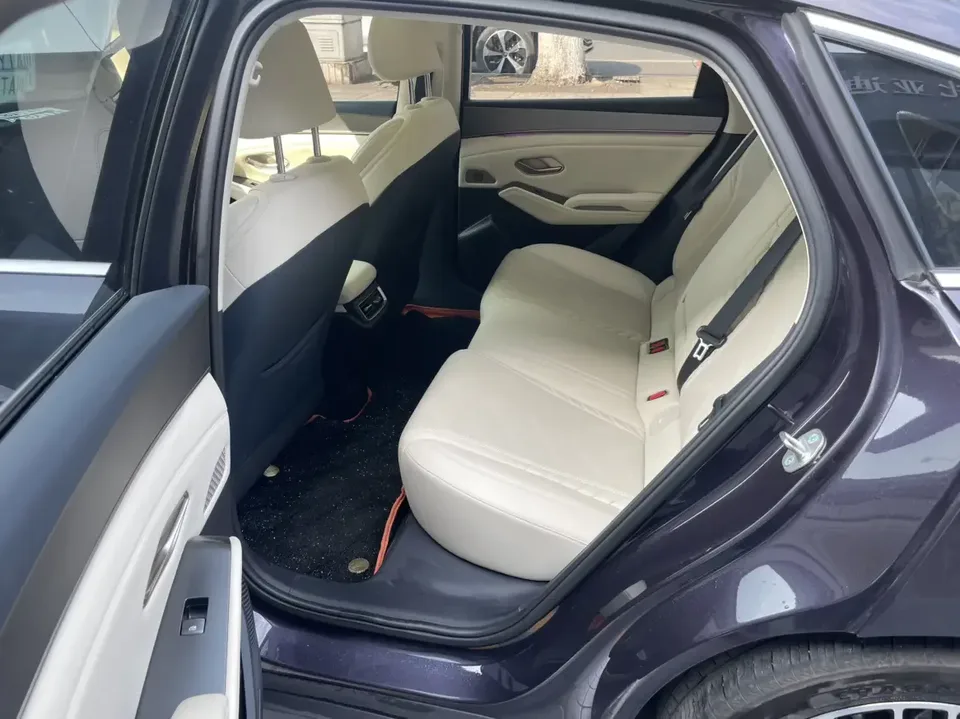 BYD Qin L DM Qin L DM 2024 DM-i 120KM Beyond 2025 — миниатюра 3