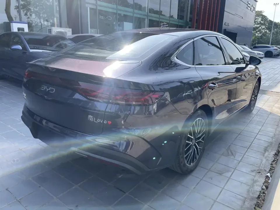 BYD Qin L DM Qin L DM 2024 DM-i 120KM Beyond 2025 — thumbnail 4