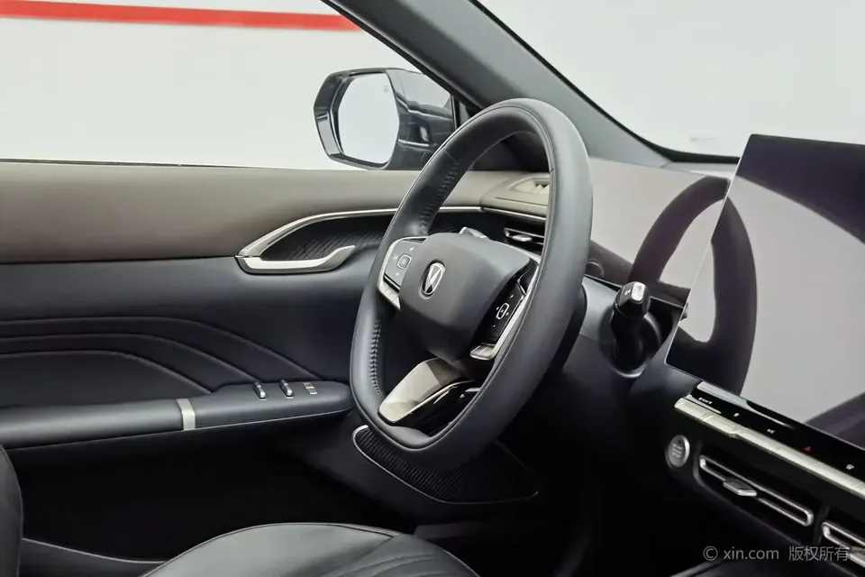 Changan Escape Escape 2026 Fourth-generation 1.5T DCT 500Bar Smart Edition 2025 — thumbnail 5