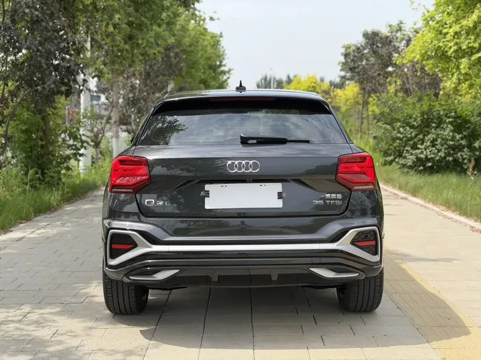 Audi Q2L Audi Q2L 2022 35 TFSI Stylish Dynamic 2022 — thumbnail 2