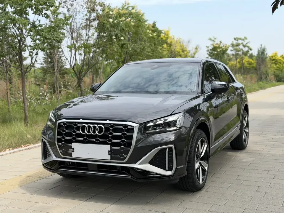 Audi Q2L Audi Q2L 2022 35 TFSI Stylish Dynamic 2022 — photo 1, buy with delivery to Moscow