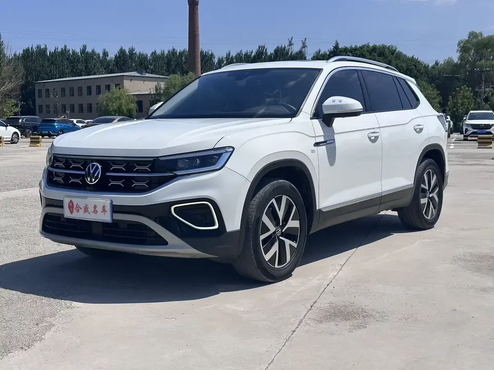 Volkswagen Tayron Tanyue 2023 280TSI 2WD Luxury Plus Advanced Edition 2022 — фото 1, купить с доставкой в Москву