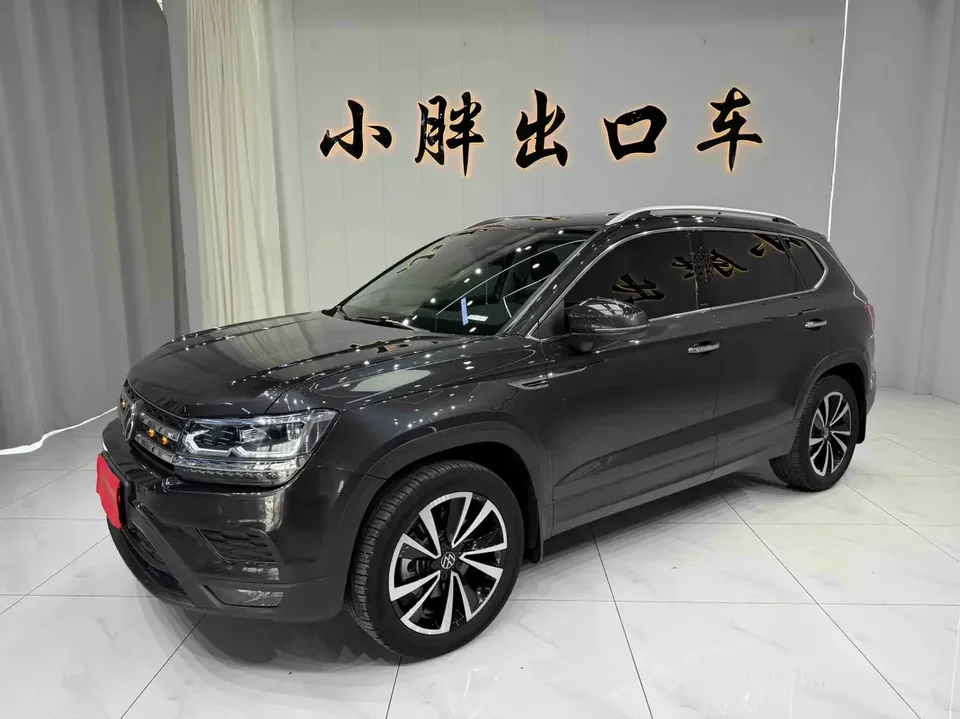 Volkswagen Tharu tuyue 2022 280TSI 2WD Deluxe Edition 2022 — photo 1, buy with delivery to Moscow