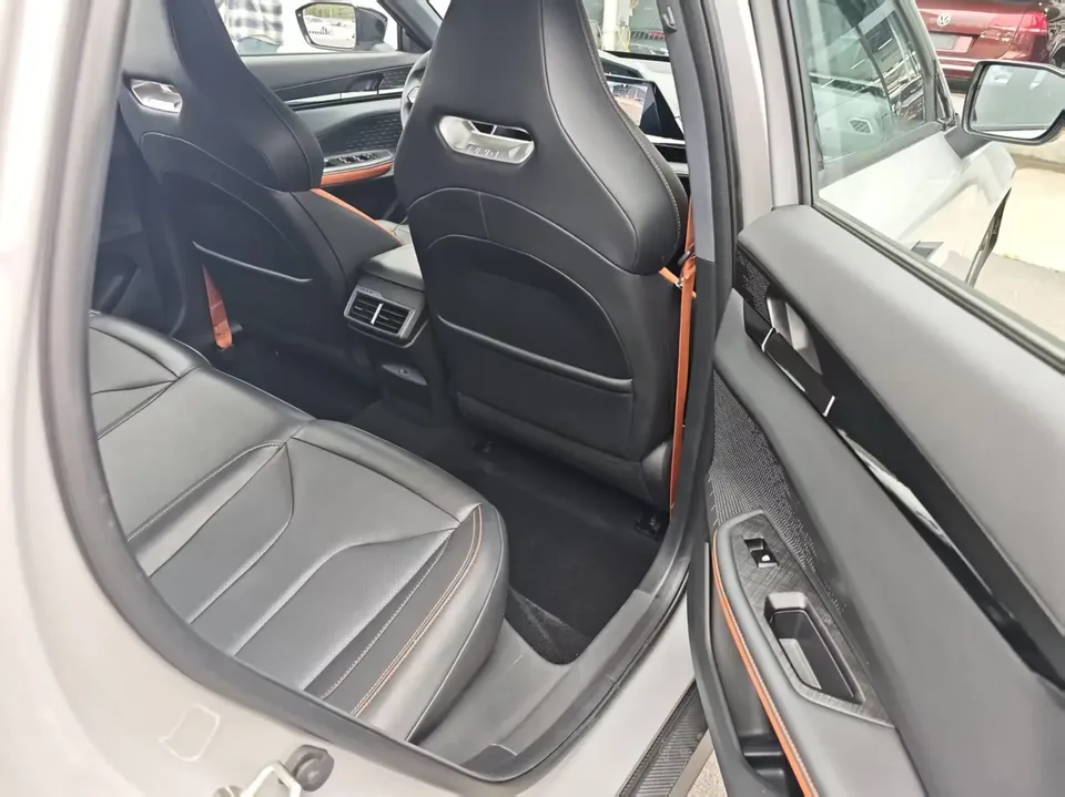 Changan UNI-V Changan UNI-V 2024 1.5T Premium 2024 — thumbnail 5