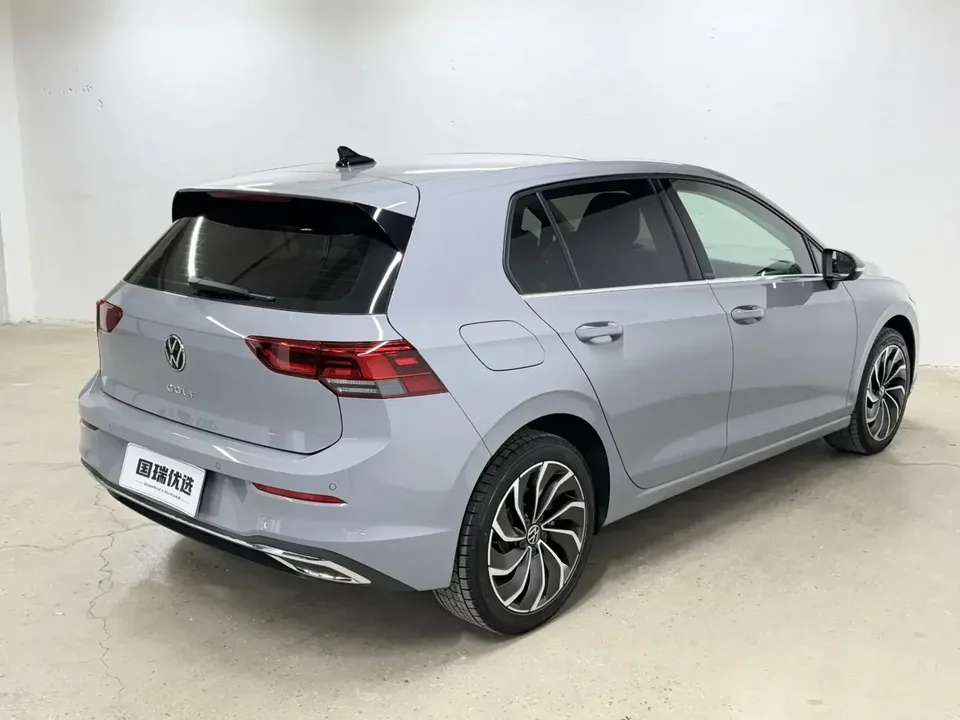 Volkswagen Golf golf 2021 200TSI DSG Pro 2023 — миниатюра 2