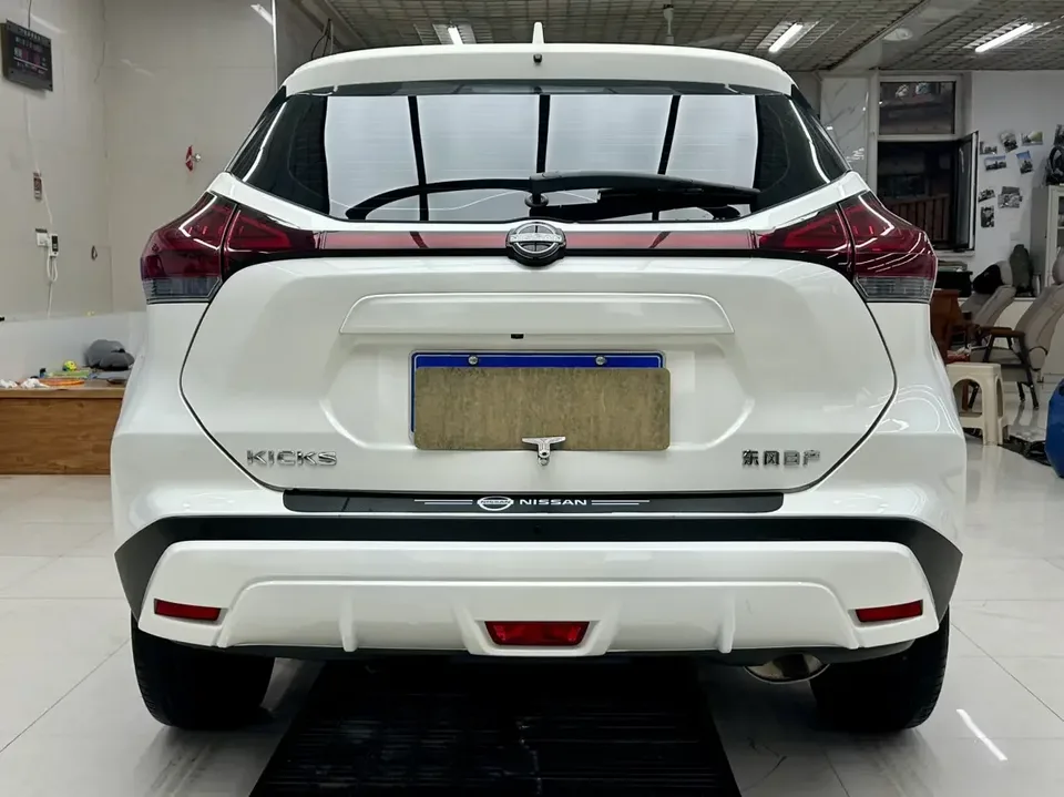 Nissan Jinke Jinke 2023 The 1.5L Jinqing model is both powerful and stylish 2024 — thumbnail 2