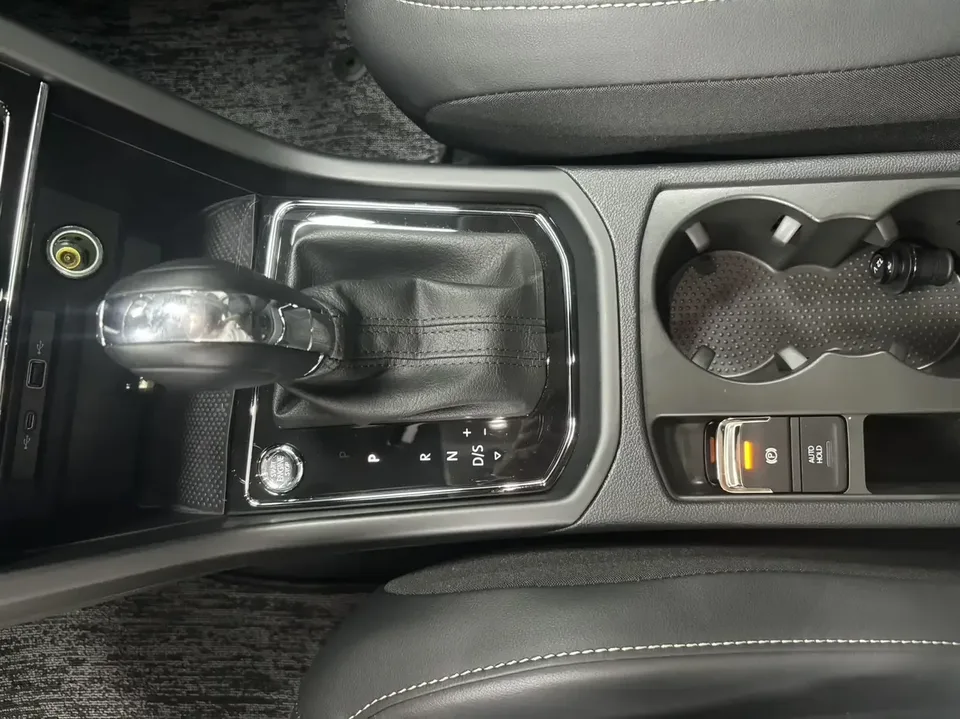 Volkswagen Touran L Touran L 2022 280TSI DSG 7-seater 2023 — thumbnail 5