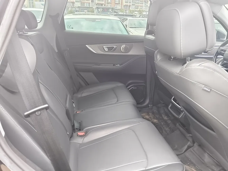 Chery Tiggo 8 Pro Tiggo 8 PRO 2025 290T 2WD Deluxe Edition 2025 — thumbnail 5
