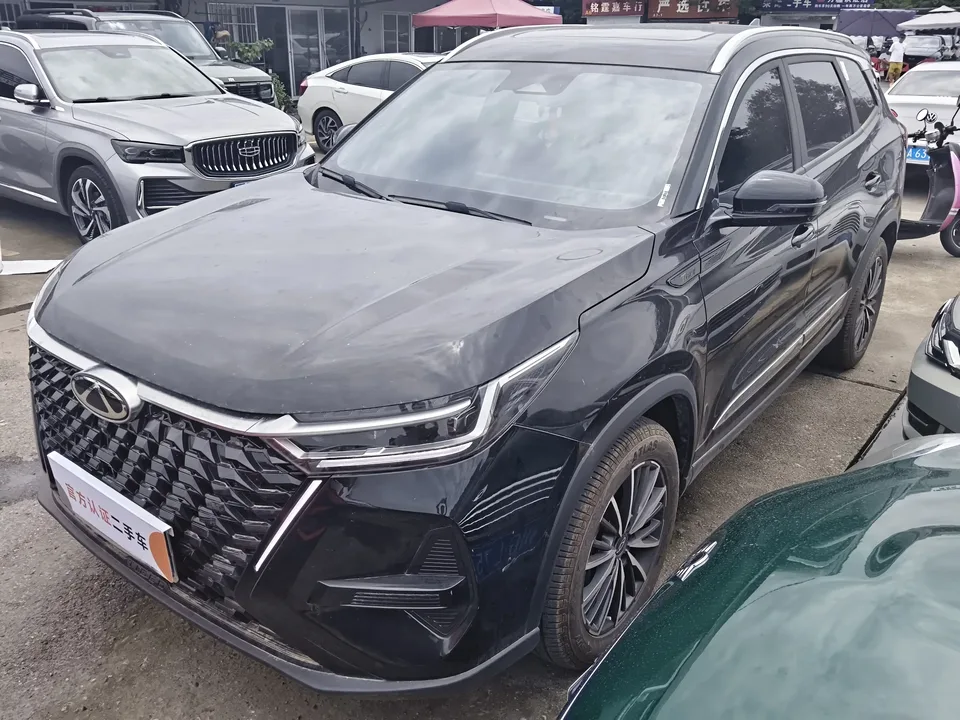 Chery Tiggo 8 Pro Tiggo 8 PRO 2025 290T 2WD Deluxe Edition 2025 — photo 1, buy with delivery to Moscow