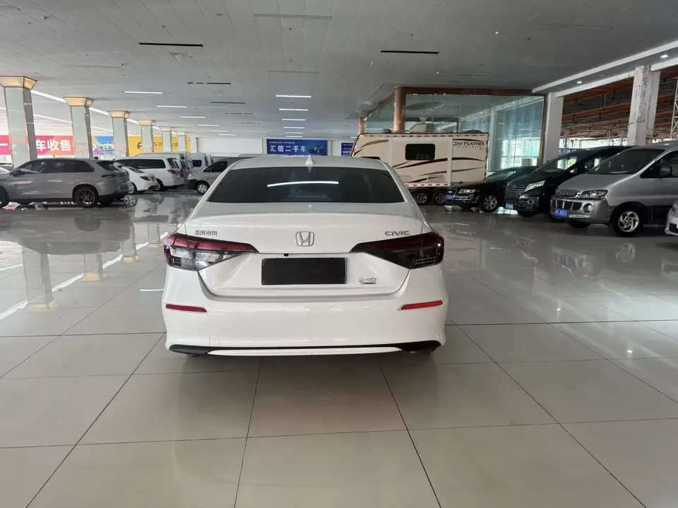 Honda CIVIC Civic 2025 240TURBO CVT Zhiqu Plus 2025 — thumbnail 2