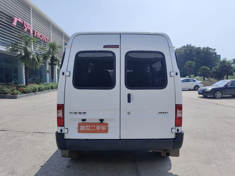 Jiangling Teshun Teshun 2021 2.8T Space King Taurus Model Long Axis Medium High Top Rear Single Tire - 6 Seater Diesel National VI JX493 2023 — thumbnail 4