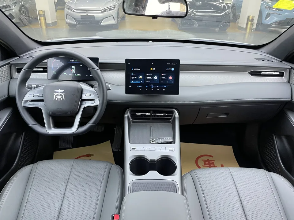BYD Qin PLUS DM Qin PLUS DM 2026 DM-i 128KM Progressive 2025 — thumbnail 2