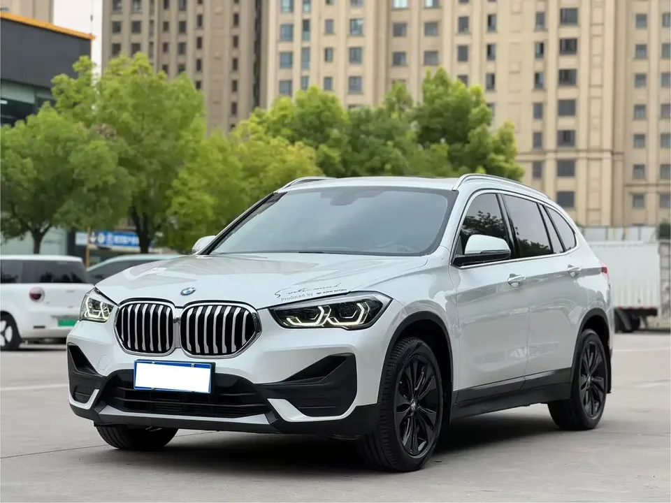 BMW X1 BMW X1 2022 sDrive20Li Fashion 2022 — photo 1, buy with delivery to Moscow