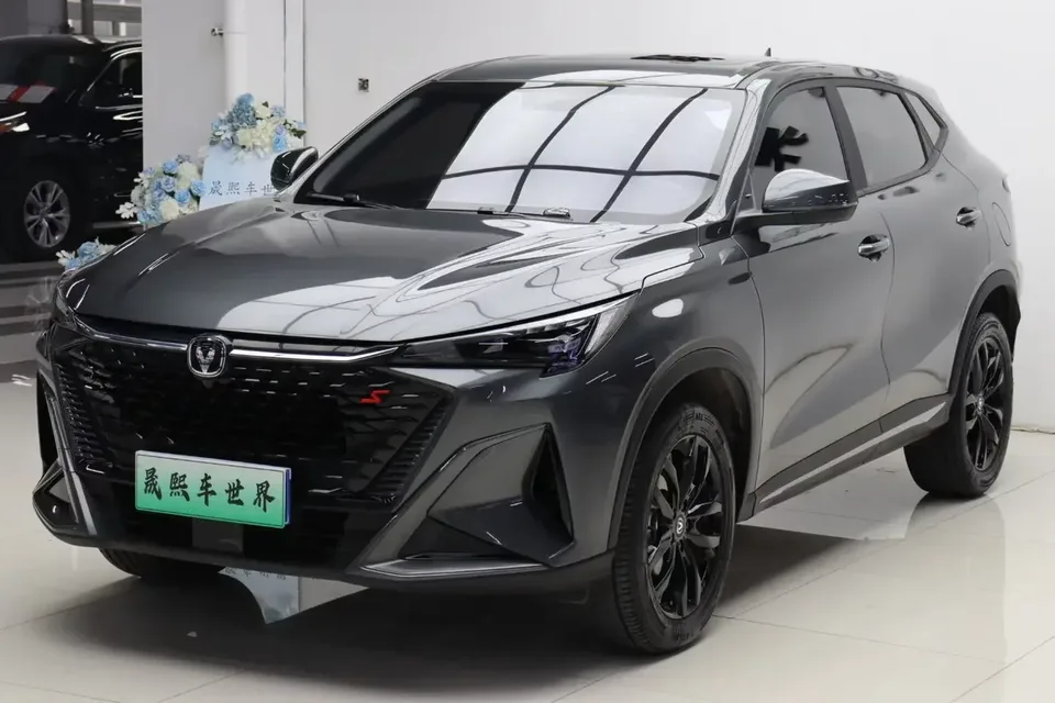 Changan X5 Plus Changan X5 PLUS 2024 1.5T DCT Enjoy Edition 2025 — photo 1, buy with delivery to Moscow