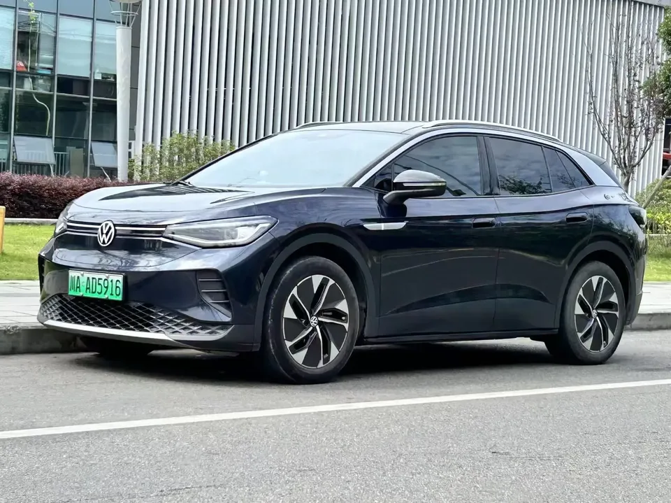 Volkswagen ID.4 Crozz ID.4 CROZZ 2022 Pure Limited Edition 2022 — photo 1, buy with delivery to Moscow