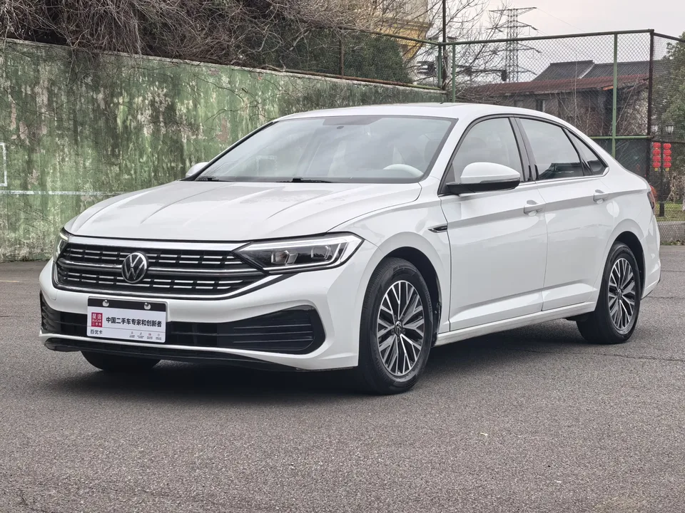 Volkswagen Sagitar Sagitar 2023 200TSI DSG Flying Edition 2022 — photo 1, buy with delivery to Moscow