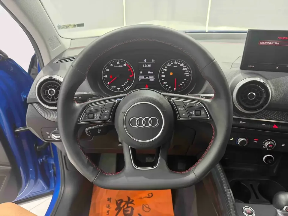 Audi Q2L Audi Q2L 2022 35 TFSI Progressive Dynamic 2023 — thumbnail 5