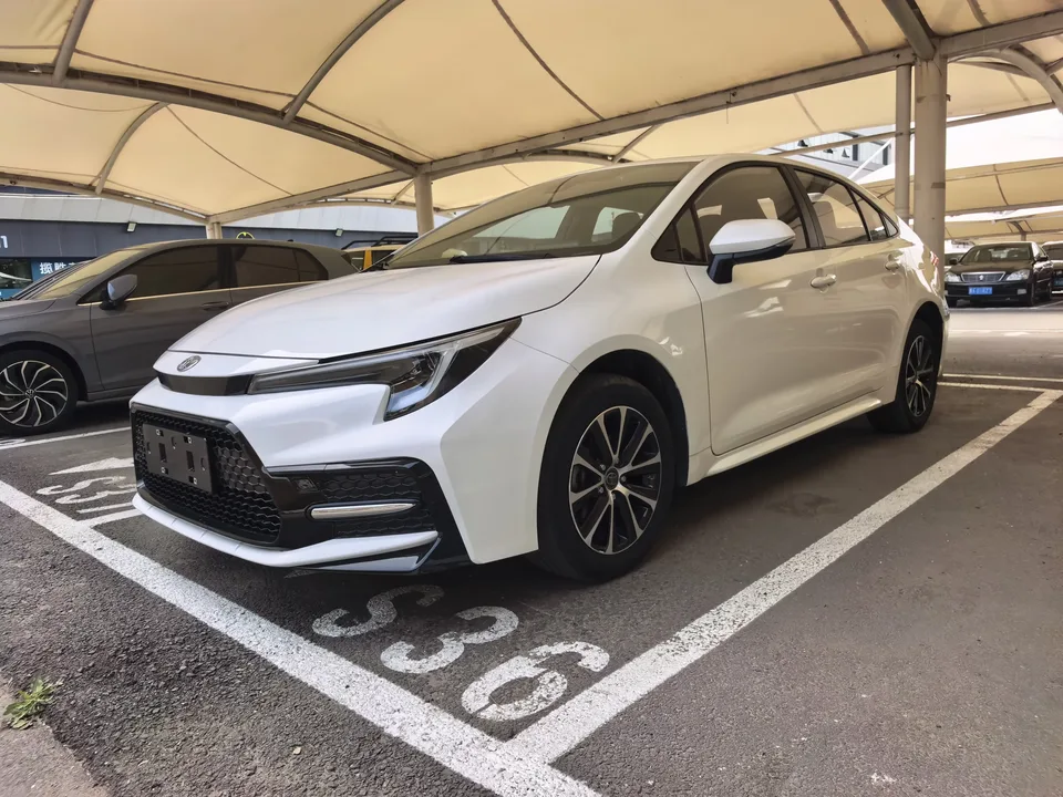 Toyota Levin Lei Ling 2023 185T Deluxe 2023 — photo 1, buy with delivery to Moscow