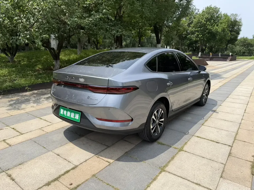 BYD Qin PLUS DM Qin PLUS DM 2025 DM-i 128KM Progressive 2025 — thumbnail 2