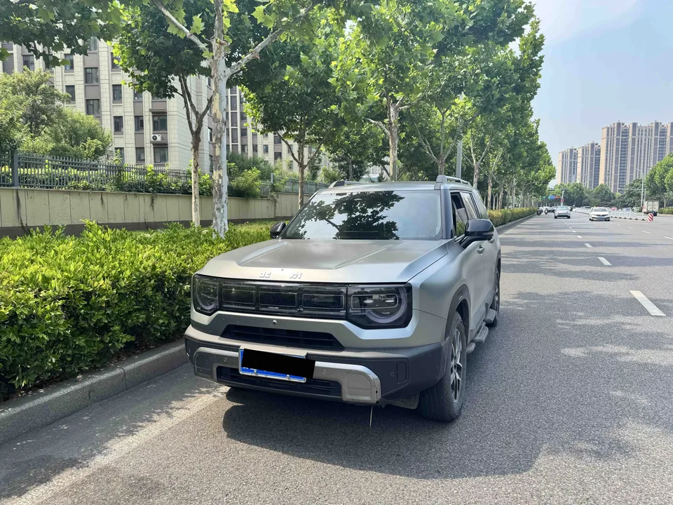 BAIC Beijing X7 Beijing X7 2024 1.5TD Premium+PLUS 2024 — photo 1, buy with delivery to Moscow